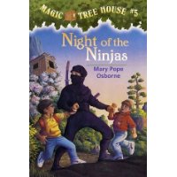  Night of the Ninjas (Magic Tree House, No. 5)